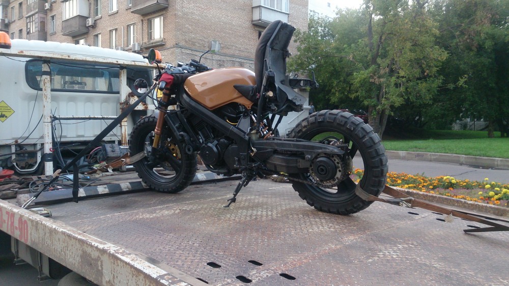 Honda Bros Custom Scrambler